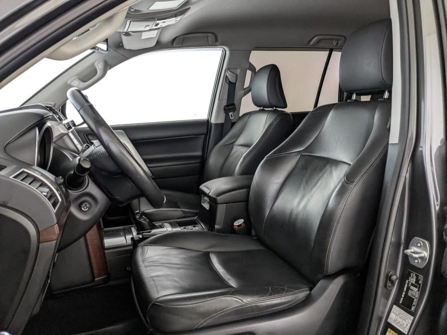 Toyota Land Cruiser Prado 150 Series Рестайлинг 1 Москва  - изображение 20