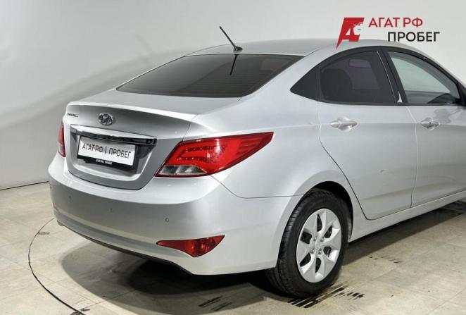 Hyundai Solaris I Рестайлинг с пробегом 2016 года, цена 900 000 рублей, 155345 км, седан, Автокод Объявления