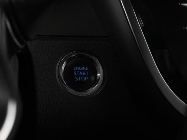 Toyota Camry VIII (XV70) с пробегом 2019 года, цена 2 189 000 рублей, 219219 км, седан, Автокод Объявления