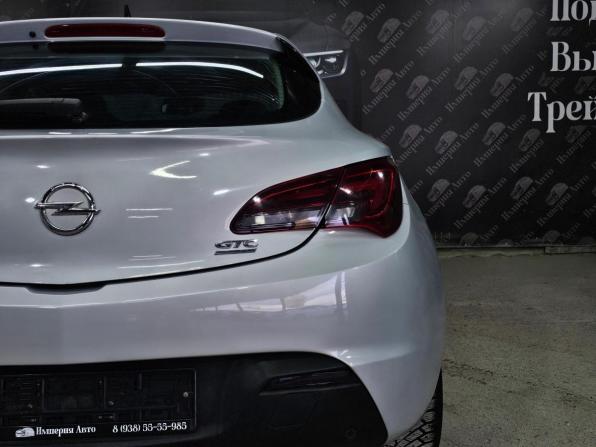 Opel Astra J Рестайлинг с пробегом 2012 года, цена 800 000 рублей, 89000 км, хэтчбек, Автокод Объявления