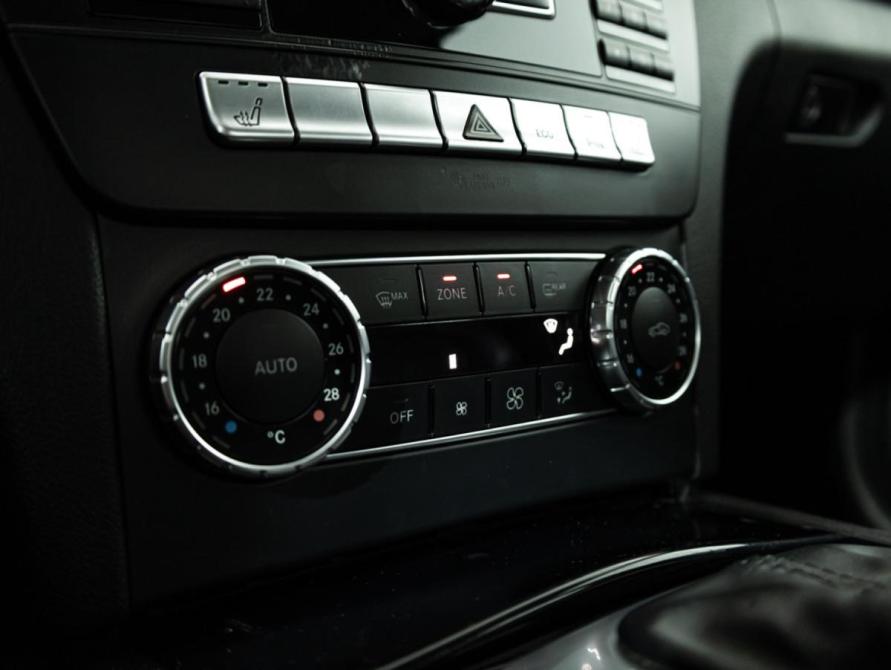 Mercedes-Benz C-Класс III (W204) Рестайлинг Санкт-Петербург  - изображение 16