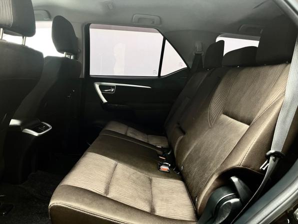 Toyota Fortuner II с пробегом 2017 года, цена 3 129 000 рублей, 176287 км, внедорожник, Автокод Объявления