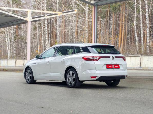 Renault Megane IV с пробегом 2019 года, цена 1 299 000 рублей, 190000 км, универсал, Автокод Объявления
