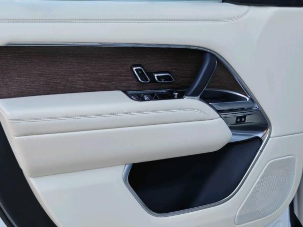 Land Rover Range Rover V с пробегом 2023 года, цена 15 500 000 рублей, 24800 км, внедорожник, Автокод Объявления