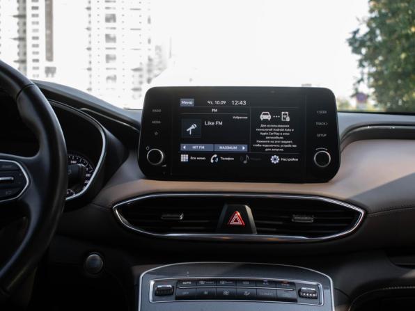 Hyundai Santa Fe IV Рестайлинг с пробегом 2021 года, цена 3 050 000 рублей, 79621 км, внедорожник, Автокод Объявления