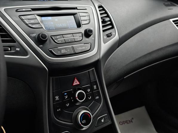 Hyundai Elantra V (MD) Рестайлинг с пробегом 2015 года, цена 1 165 000 рублей, 193600 км, седан, Автокод Объявления