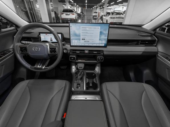 Toyota RAV4 VI (XA60) с пробегом 2026 года, цена 4 190 000 рублей, 50 км, внедорожник, Автокод Объявления