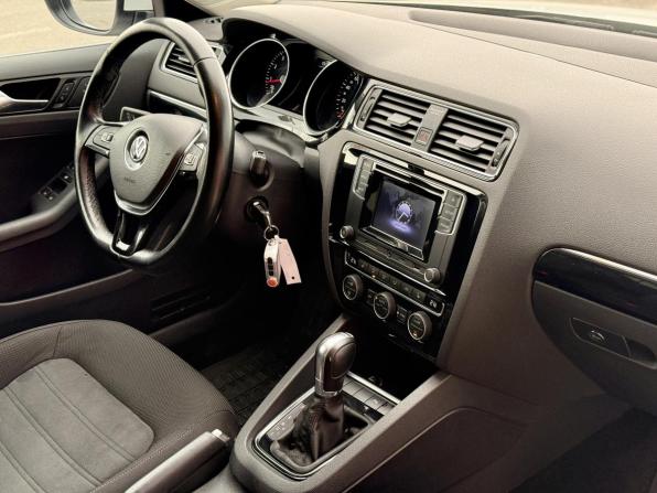 Volkswagen Jetta VI Рестайлинг с пробегом 2016 года, цена 1 168 000 рублей, 160001 км, седан, Автокод Объявления