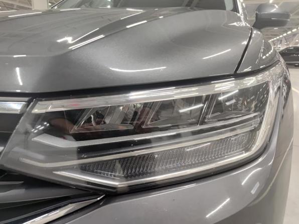 Volkswagen Tiguan II Рестайлинг с пробегом 2021 года, цена 2 599 000 рублей, 86038 км, внедорожник, Автокод Объявления