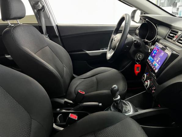 Kia Rio III с пробегом 2013 года, цена 775 000 рублей, 140435 км, хэтчбек, Автокод Объявления