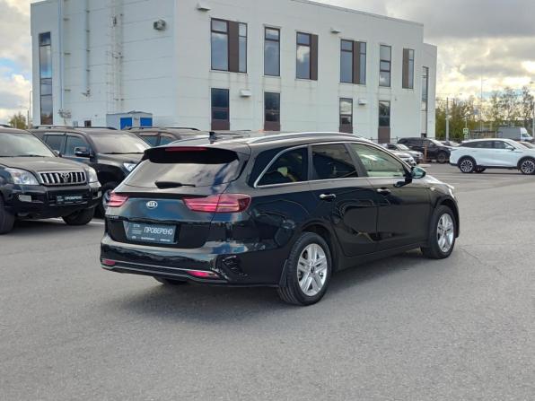 Kia Ceed III с пробегом 2021 года, цена 1 999 000 рублей, 93198 км, универсал, Автокод Объявления