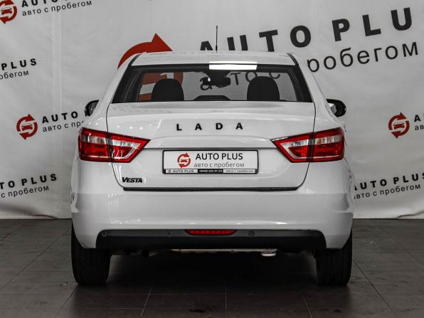Lada (ВАЗ) Vesta I с пробегом 2019 года, цена 899 000 рублей, 124837 км, седан, Автокод Объявления