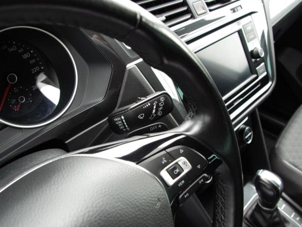 Volkswagen Tiguan II с пробегом 2019 года, цена 2 490 000 рублей, 99951 км, внедорожник, Автокод Объявления