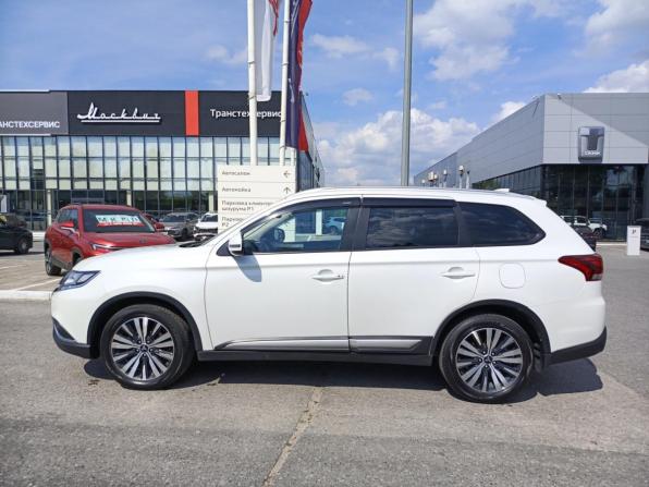 Mitsubishi Outlander III Рестайлинг 3 с пробегом 2020 года, цена 2 400 000 рублей, 103550 км, внедорожник, Автокод Объявления