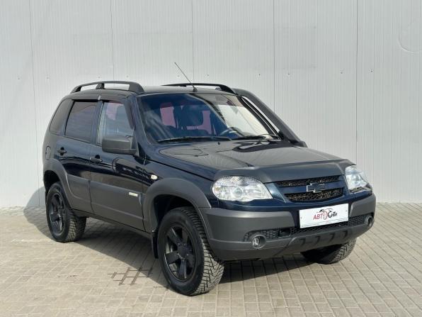 Chevrolet Niva I Рестайлинг с пробегом 2015 года, цена 665 000 рублей, 138000 км, внедорожник, Автокод Объявления