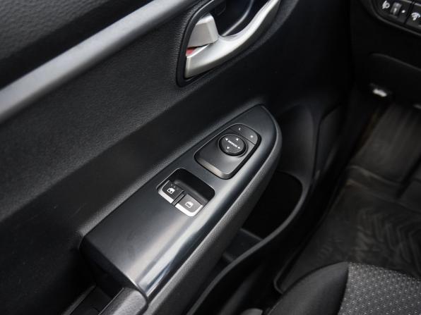 Kia Rio IV Рестайлинг с пробегом 2020 года, цена 1 448 000 рублей, 75859 км, седан, Автокод Объявления