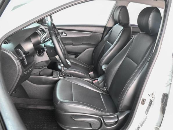 Kia Rio IV с пробегом 2018 года, цена 1 459 000 рублей, 110081 км, седан, Автокод Объявления