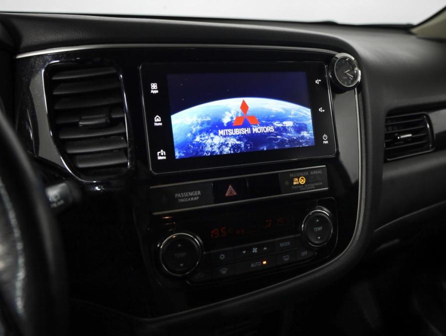 Mitsubishi Outlander III Рестайлинг 3 Санкт-Петербург  - изображение 13