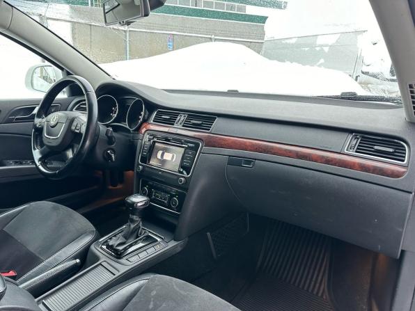 Skoda Superb II с пробегом 2012 года, цена 799 000 рублей, 143182 км, лифтбек, Автокод Объявления