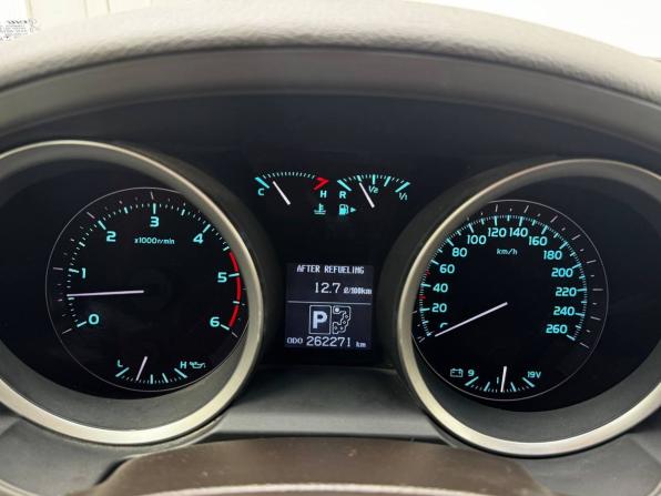 Toyota Land Cruiser 200 Series с пробегом 2011 года, цена 3 150 000 рублей, 262269 км, внедорожник, Автокод Объявления