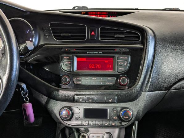 Kia Ceed II с пробегом 2013 года, цена 999 000 рублей, 143000 км, хэтчбек, Автокод Объявления