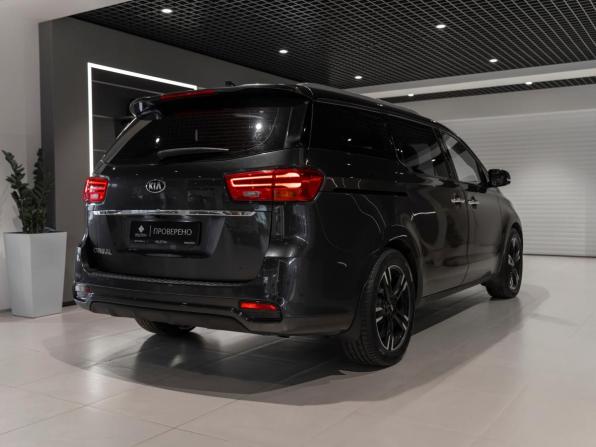 Kia Carnival III с пробегом 2018 года, цена 2 645 000 рублей, 186632 км, минивэн, Автокод Объявления