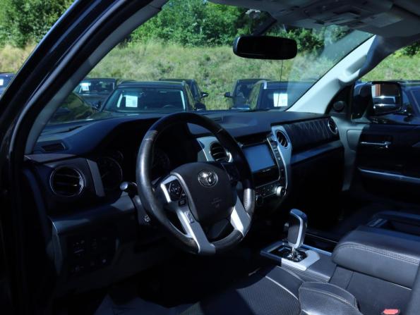 Toyota Tundra II Рестайлинг с пробегом 2013 года, цена 5 400 000 рублей, 96227 км, offers.body_type.unknown, Автокод Объявления