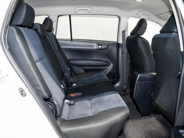 Toyota Corolla XI (E160 E170 E180) с пробегом 2012 года, цена 1 145 000 рублей, 132000 км, универсал, Автокод Объявления