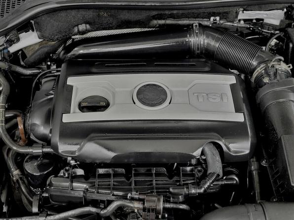 Skoda Octavia II (A5) Рестайлинг с пробегом 2012 года, цена 780 000 рублей, 206937 км, лифтбек, Автокод Объявления