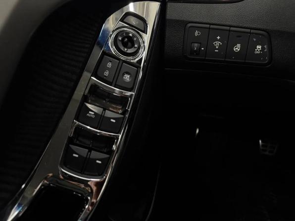 Hyundai Elantra V (MD) с пробегом 2012 года, цена 1 249 000 рублей, 95121 км, седан, Автокод Объявления