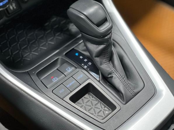 Toyota RAV4 V (XA50) с пробегом 2021 года, цена 2 840 000 рублей, 39840 км, внедорожник, Автокод Объявления