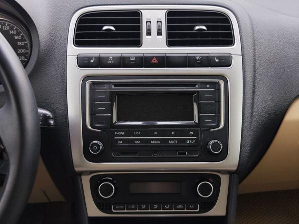 Volkswagen Polo V Рестайлинг с пробегом 2016 года, цена 1 260 000 рублей, 160850 км, седан, Автокод Объявления