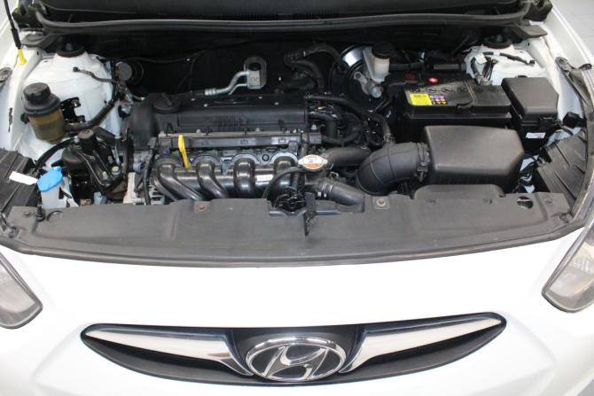 Hyundai Solaris I с пробегом 2013 года, цена 649 000 рублей, 190000 км, седан, Автокод Объявления