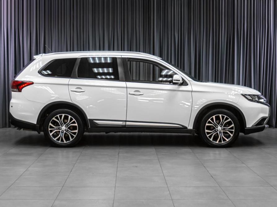 Mitsubishi Outlander III Рестайлинг 2 Тюмень  - изображение 5