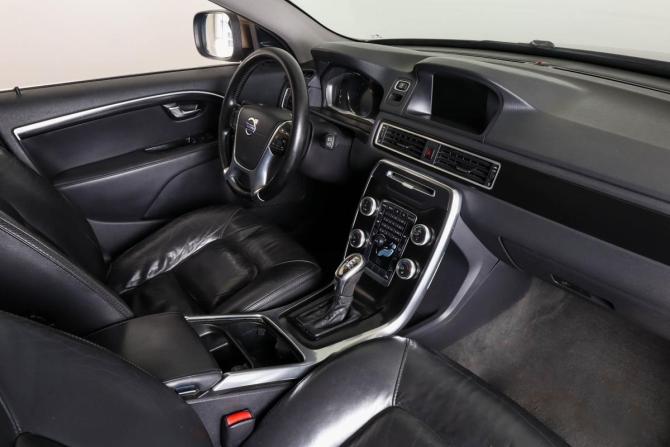 Volvo XC70 II с пробегом 2012 года, цена 1 479 000 рублей, 260125 км, универсал, Автокод Объявления