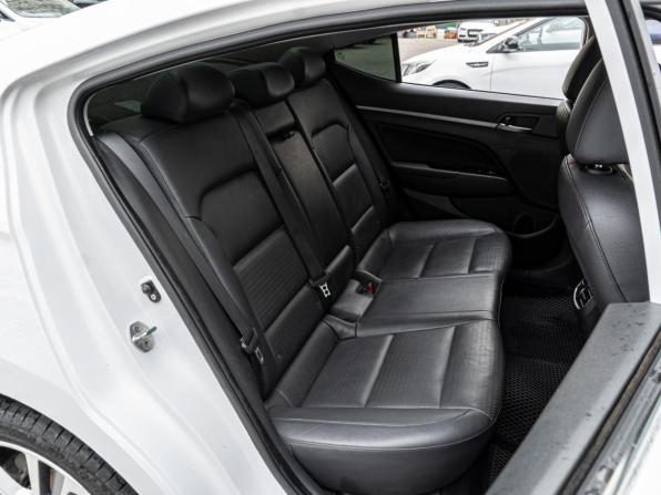 Hyundai Elantra VI (AD) с пробегом 2017 года, цена 1 625 000 рублей, 117099 км, седан, Автокод Объявления