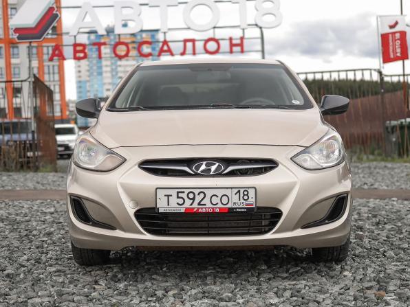 Hyundai Solaris I с пробегом 2012 года, цена 749 000 рублей, 141673 км, седан, Автокод Объявления