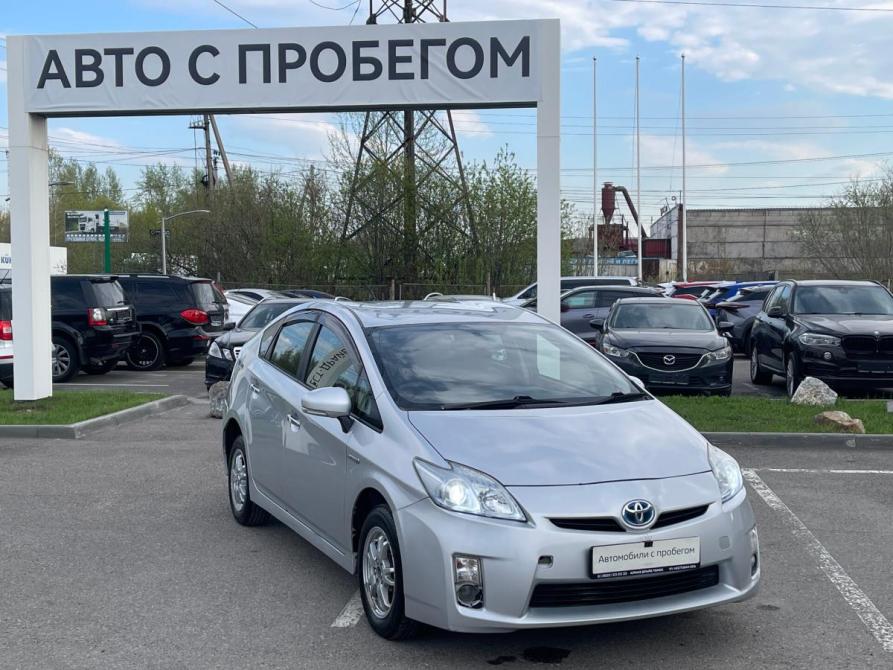 Toyota Prius III (XW30) Томск  - изображение 1