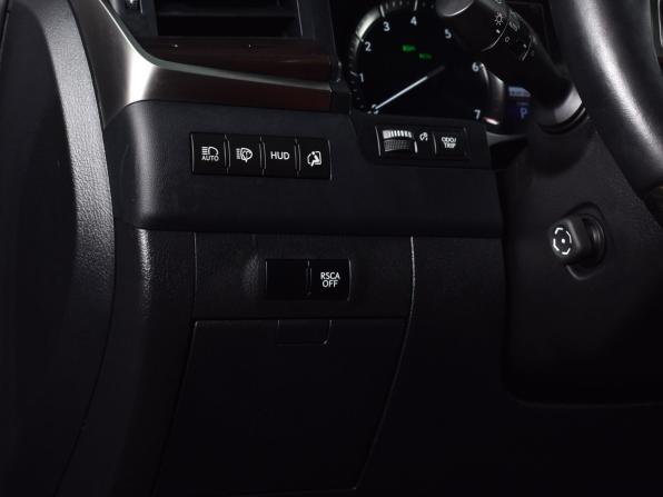 Lexus LX III Рестайлинг 2 с пробегом 2018 года, цена 8 549 995 рублей, 186670 км, внедорожник, Автокод Объявления
