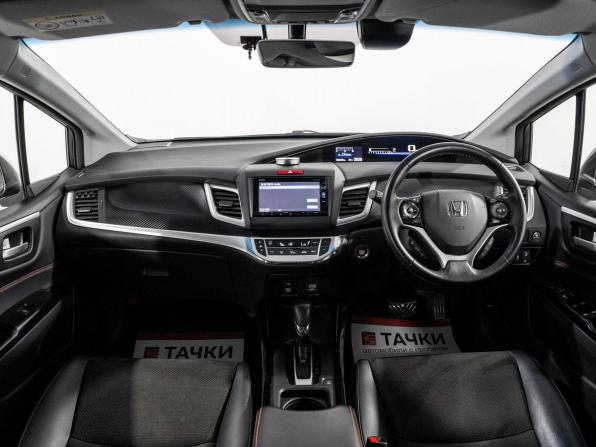 Honda Jade I Рестайлинг с пробегом 2018 года, цена 1 970 000 рублей, 62243 км, компактвэн, Автокод Объявления