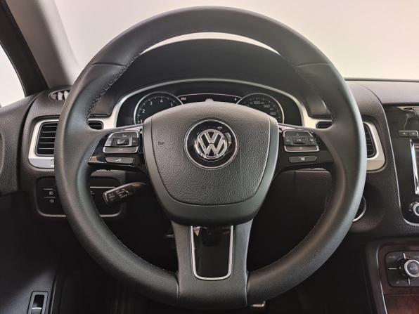 Volkswagen Touareg II с пробегом 2013 года, цена 2 395 000 рублей, 197924 км, внедорожник, Автокод Объявления