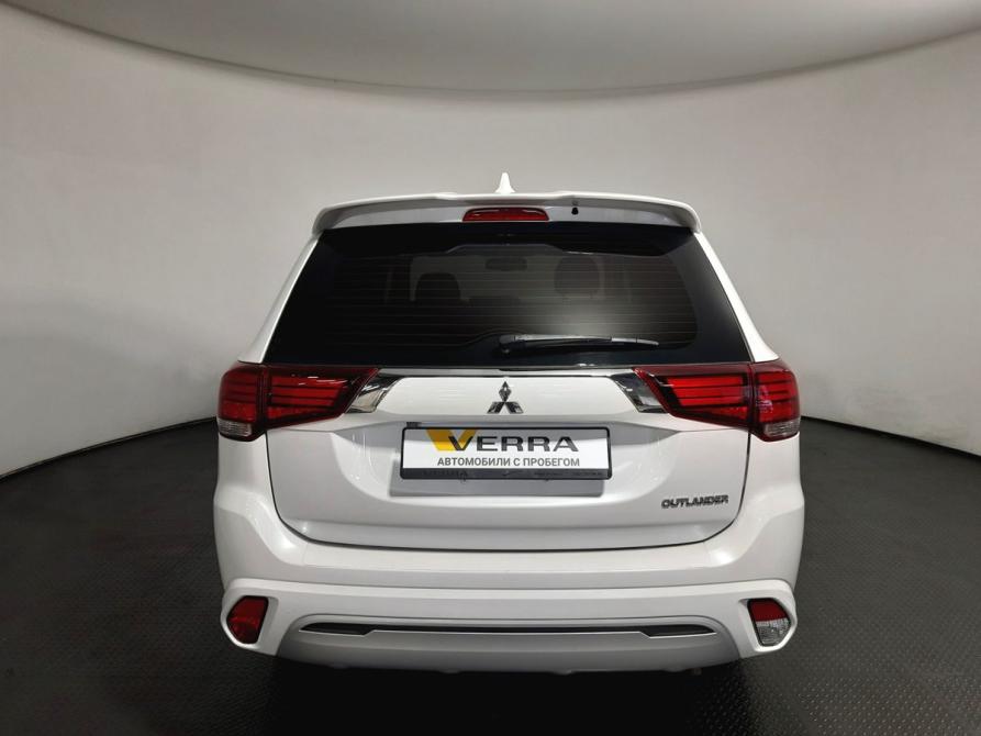 Mitsubishi Outlander III Рестайлинг 3 Пермь  - изображение 6