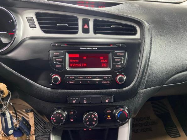 Kia Ceed II с пробегом 2013 года, цена 809 000 рублей, 275375 км, универсал, Автокод Объявления