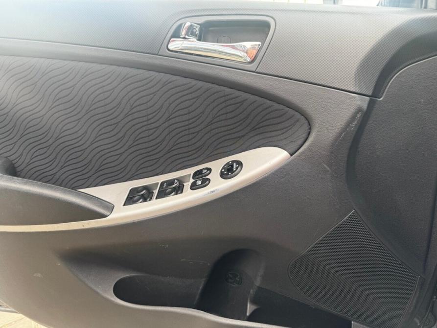Hyundai Solaris I Астрахань  - изображение 18