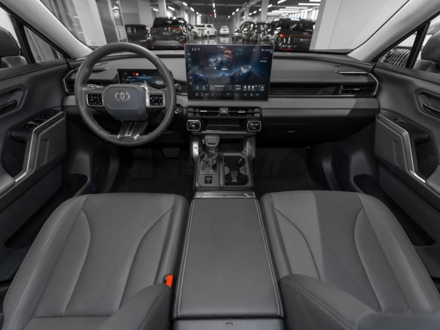 Toyota RAV4 VI (XA60) Москва  - изображение 8