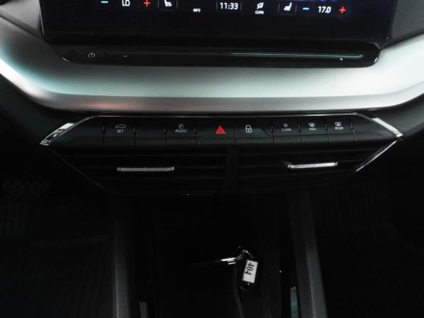 Skoda Octavia IV (A8) с пробегом 2021 года, цена 1 798 030 рублей, 161378 км, лифтбек, Автокод Объявления
