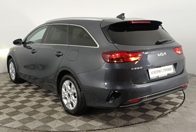 Kia Ceed III Рестайлинг с пробегом 2022 года, цена 2 150 000 рублей, 70128 км, универсал, Автокод Объявления