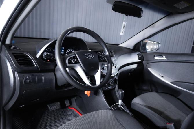 Hyundai Solaris I с пробегом 2012 года, цена 649 999 рублей, 187092 км, хэтчбек, Автокод Объявления