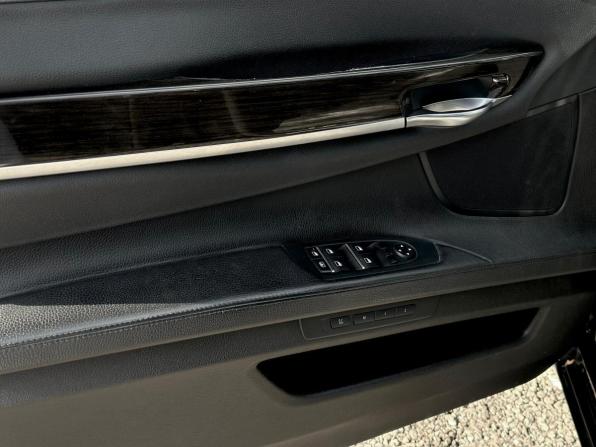 BMW 7 серии V (F01/F02/F04) Рестайлинг с пробегом 2013 года, цена 2 100 000 рублей, 126042 км, седан, Автокод Объявления