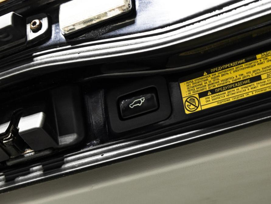 Toyota Land Cruiser 200 Series Рестайлинг 1 Санкт-Петербург  - изображение 25